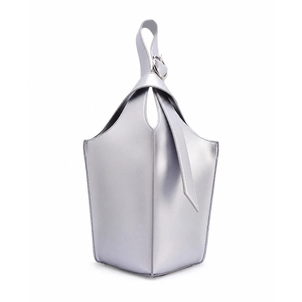 Charles & Keith Bucket Bag Silver Metallic Quiet Luxury Y2K Minimalist Chic